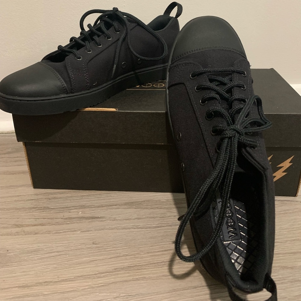 Mens tactical shoes